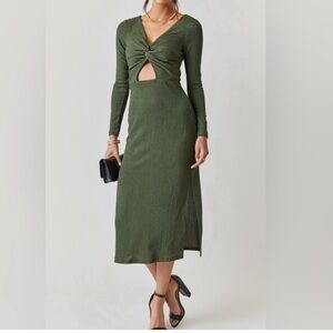 Francesca’s Long Sleeve twist tie front Dress size Medium NWT